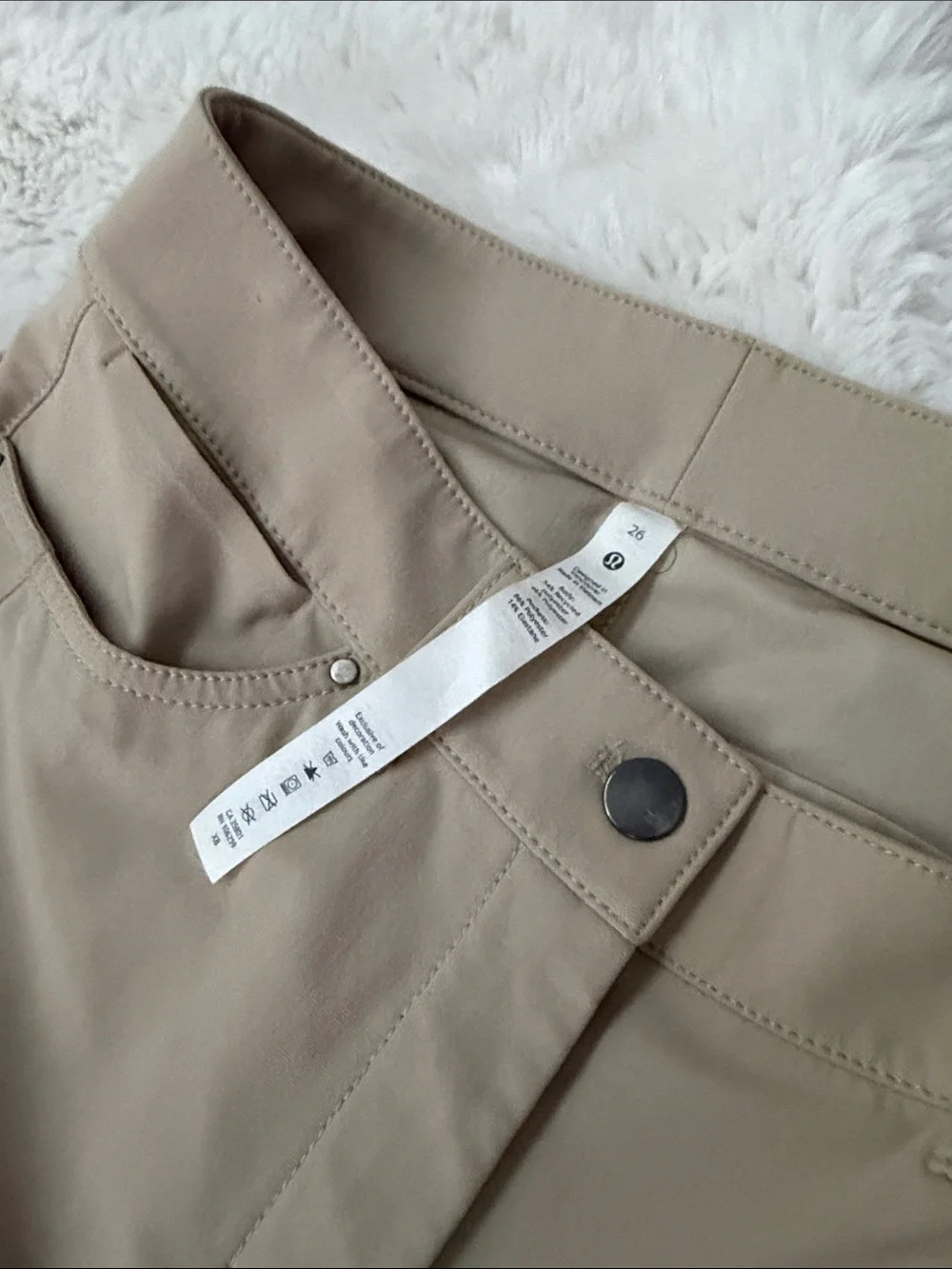 Lululemon City Sleek 5-Pocket Wide-Leg Pants in Trench (Size 26, 25” Inseam